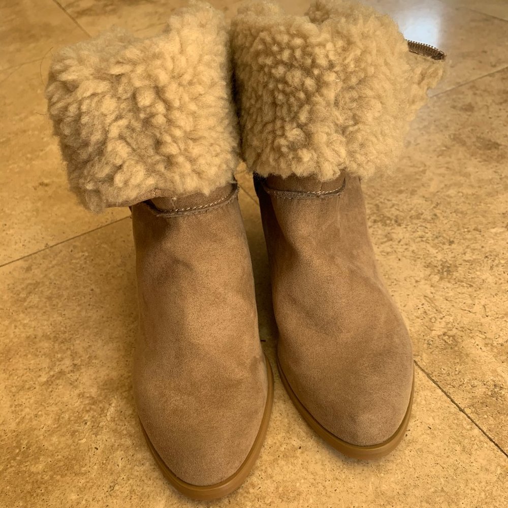 DV Dolce Vita Booties